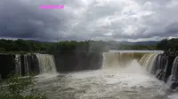 镜泊湖吊水楼瀑布的风光和瀑布跳水第一人的跳水表演值不值得一看