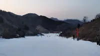 济南金象山滑雪迎冬奥