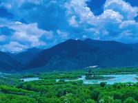 西藏林芝市雅鲁藏布江大峡谷