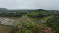 20240420登龙虎山文豪峰