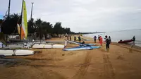 海口西秀海滩没有想象中的好，海水比较浑浊，好处是人少些
