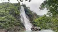 深汕合作区水底山温泉度假山庄：瀑布/温泉