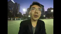在香港维多利亚公园散步