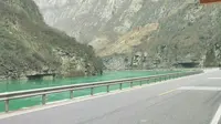 全国唯一的铁道兵专题博物馆，位于金口大峡谷，紧临成昆线