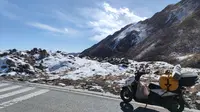 翻越夹金山到达小金县