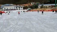 中国云南迪庆香格里拉七星滑雪场2025年2月6日