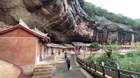 追随历史足迹，领略古代文明，麦积山仙人崖石窟