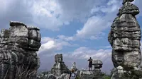 【4K】云南最值得去的景区之一，昆明石林风景区！