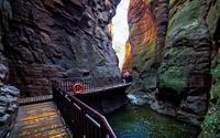 5A级避暑胜地-洛阳龙潭大峡谷！12亿年的等待，只为等你来！