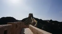 嘉峪关黑山悬壁长城，不到长城非好汉，不登顶峰不罢休