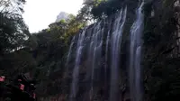 三峡大瀑布，中国旅游精选4A景区，中国十大瀑布之一，天然地质博物馆。