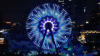看一看青岛新建的《极地之光》摩天轮1 0万颗灯珠是什么效果！