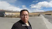 自驾游西藏返程来到了念青唐古拉山观景台，很多人拍照太任性了