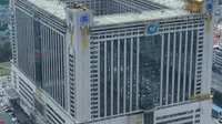 它是国内最霸气的购物广场，是全球最大的单体建筑，号称“宇宙中心”的万家丽国际MALL，不仅是湖南的骄傲，更是全球瞩目的焦点，每天都有十几万人在这里逛吃游玩
