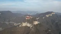 自驾游焦作云台山，乘坐茱萸峰缆车到山顶，仅需5分钟