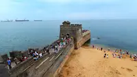 秦皇岛山海关老龙头景区，明代万里长城唯一的入海处唯一海上长城