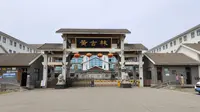 参观黄古林草编博物馆