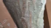 贵州安顺西秀区塔山广场爬山。