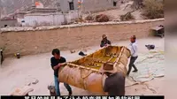 作为藏族唯一的渔村，俊巴人一直延续着捕鱼为生的传统习俗