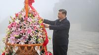 习近平在山西阳泉市向抗战烈士敬献花篮并参观百团大战纪念馆