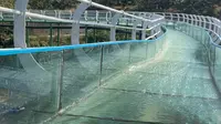 济南马套将军山玻璃漂流