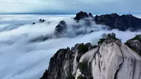 【寻美徽州·天都峰】黄山最强副本天都峰“5·20”正式上线，你敢刷吗？欢迎评论区见！来源：侯瑞冬