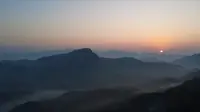 2025新年武夷山齐云峰日出4K航拍全过程