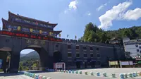九资河镇，湖北天堂寨大门往罗田县沿途风景