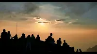 黄山鳌鱼峰日落