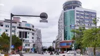 广西柳州的柳城县，这里有著名的柳城知青城和小吃云片糕