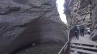 新安龙潭大峡谷（三）