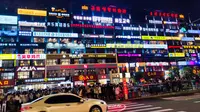 延吉大学城网红墙，一层一层开灯的仪式感很棒，灯光很美打卡圣地