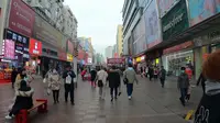 漫步青岛台东步行街