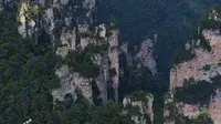 航拍张家界仙女散花。