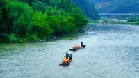 浙江旅行怎能错过大山里的竹筏漂流，仙居永安溪：清澈安静如漓江