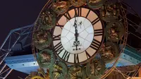 【本视频与天津钟表迷共同拍摄】天津世纪钟18点报时《音簧东方红》