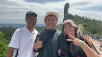 河北承德磬锤峰，当地人叫做棒槌山，一个很有意思的地标性景区