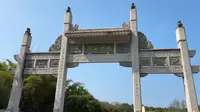 到广东梅州叶帅故居，鞠一躬