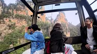 旅行-2025年4月05日-02-张家界森林公园（天子山索道）