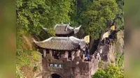 重庆合川钓鱼城免门票的第一天，现场也是人山人海！