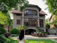 上海思南公馆将会刷新你会上海老洋房的认知！室内面积546平米花园800平米，周公馆隔壁卧虎藏龙之地