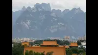 华山第一庙一一西岳庙