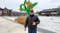 广西平南大新石硖龙眼母本园，新建的广场壮丽豪华，太漂亮了