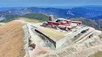 航拍五台山东台顶，又名望海峰，观日出胜地，山顶望海寺高大雄伟