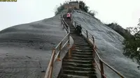 山水日月行自驾游，广东丹霞山阳元山景区，登九九天梯赏景