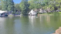 南通文峰公园玩船