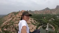 山西原平天涯山，里面有2处奇景，其中一个被称为华夏奇观