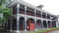 访遵义会址，知红色传承