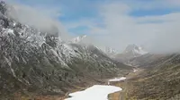2022清明出行阿坝之莲宝叶则石头山景区4K
