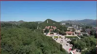 6月30日，西柏坡纪念馆全体干部职工在纪念馆广场举行了隆重的献花仪式